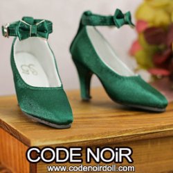 CMS000159 Emerald Silk Ribbon Heels