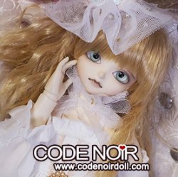 CMD000257 White Starry Pierrot