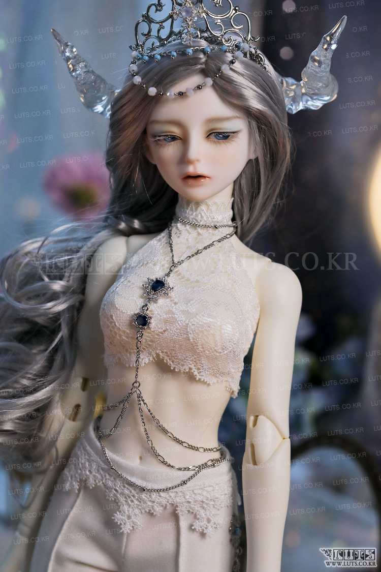 [Pre-Order Deadline : 2023-02-06] MARIA Romance ver. Snow Queen