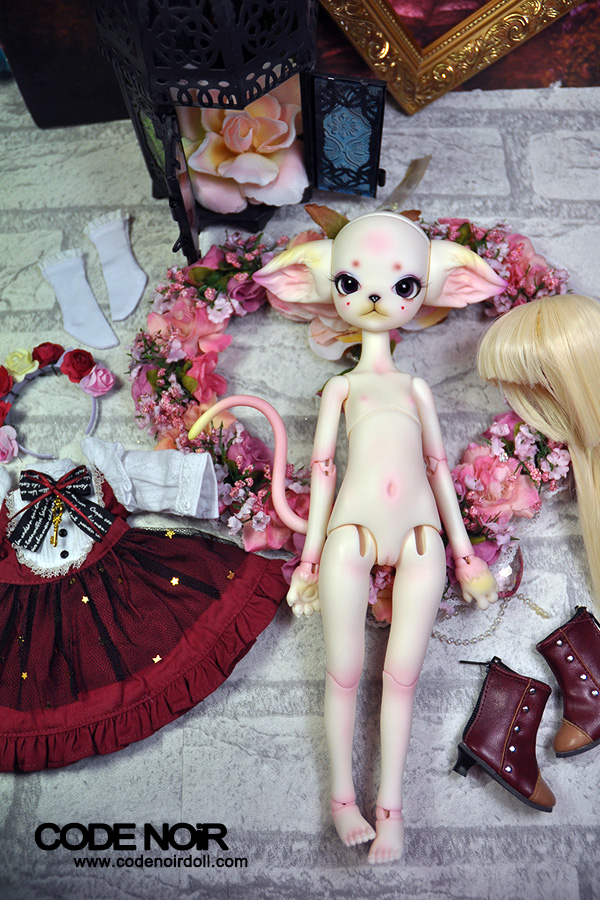 CODENOiR x DollZone Miss Kitty - Red Rosy Kitten
